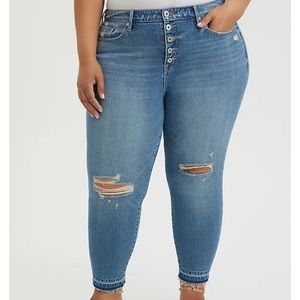 Torrid High Rise Straight Jeans Medium Wash, size 26R